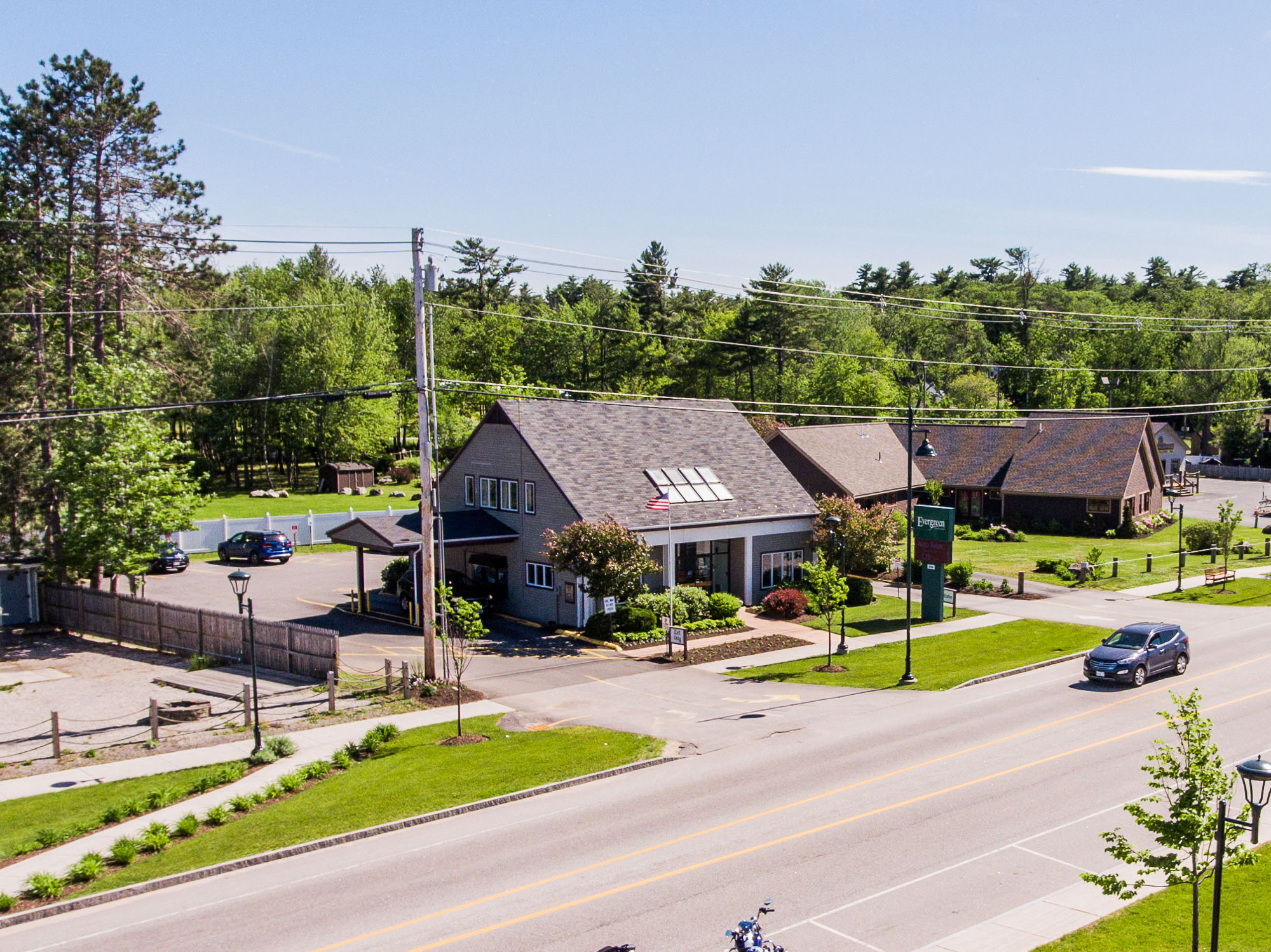 Aerial photo of Evergreen Credit Union Naples Branch